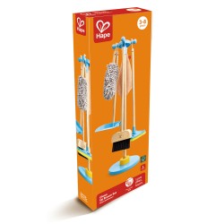 Juego de limpieza con escoba